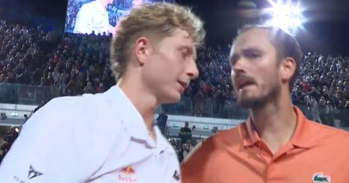 Daniil Medvedev shows true colours after Italian Open star apologises | Tennis | Sport