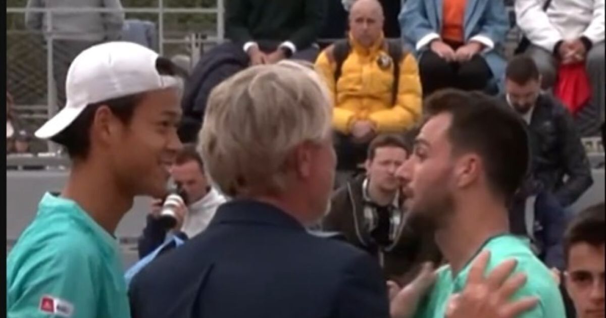 French Open bust-up erupts as umpire forced to separate players | Tennis | Sport