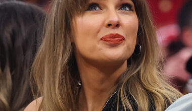Did Taylor Swift win at the American Music Awards after skipping the ceremony?