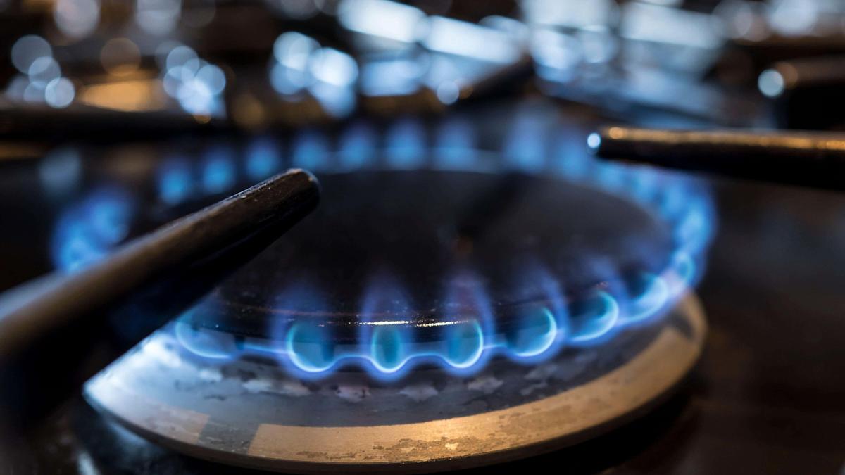 Inflation drops back by more than forecast as energy offsets Iran war fuel hit