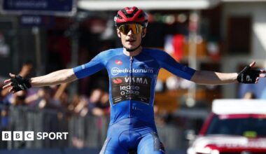 Jonas Vingegaard celebrates winning stage 14 of 2026 Giro d'Italia