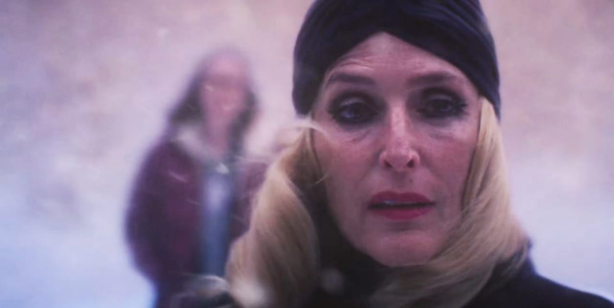 Gillian Anderson's "captivating" new movie debuts with 100% Rotten Tomatoes rating