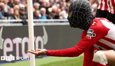 Premier League LIVE: Build-up, team news, score and live text updates