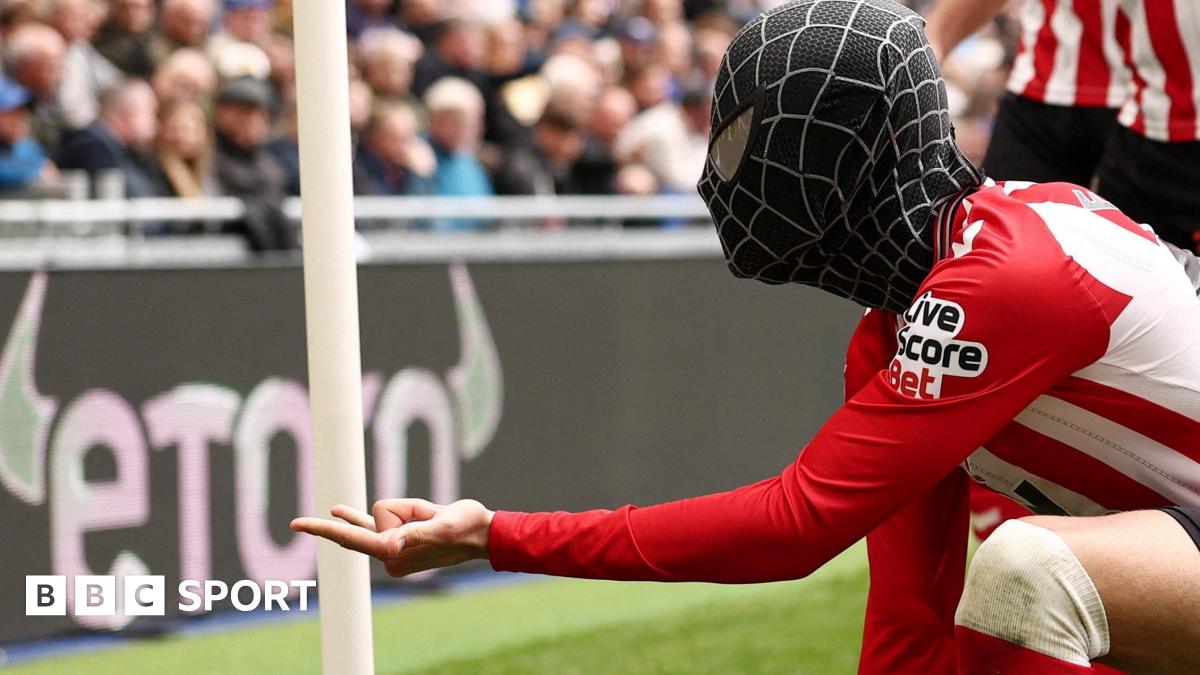 Premier League LIVE: Build-up, team news, score and live text updates