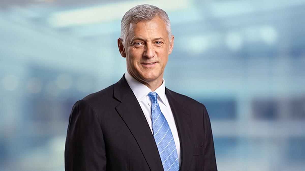 Standard Chartered boss says AI comments taken ‘out of context’ after backlash
