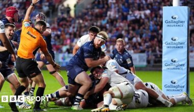 Bristol forward Max Lahiff scores the decisive try