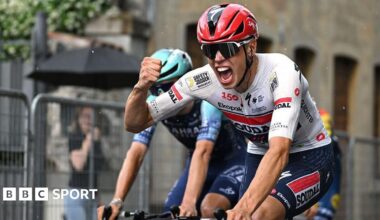 Paul Magnier celebrates winning stage 18