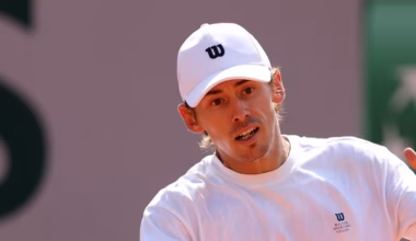 French Open 2026: Alex de Minaur sails into French Open second round with straight sets victory over Brit Toby Samuel