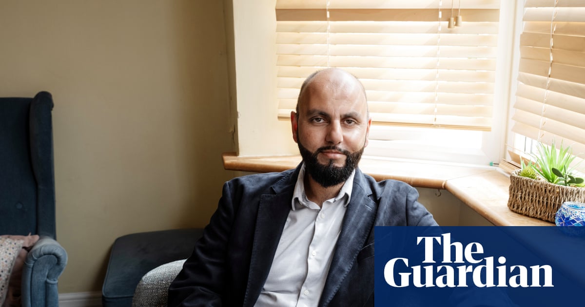 Lawyer who represented Hamas in court says UK police falsely listed him as member of group | Law