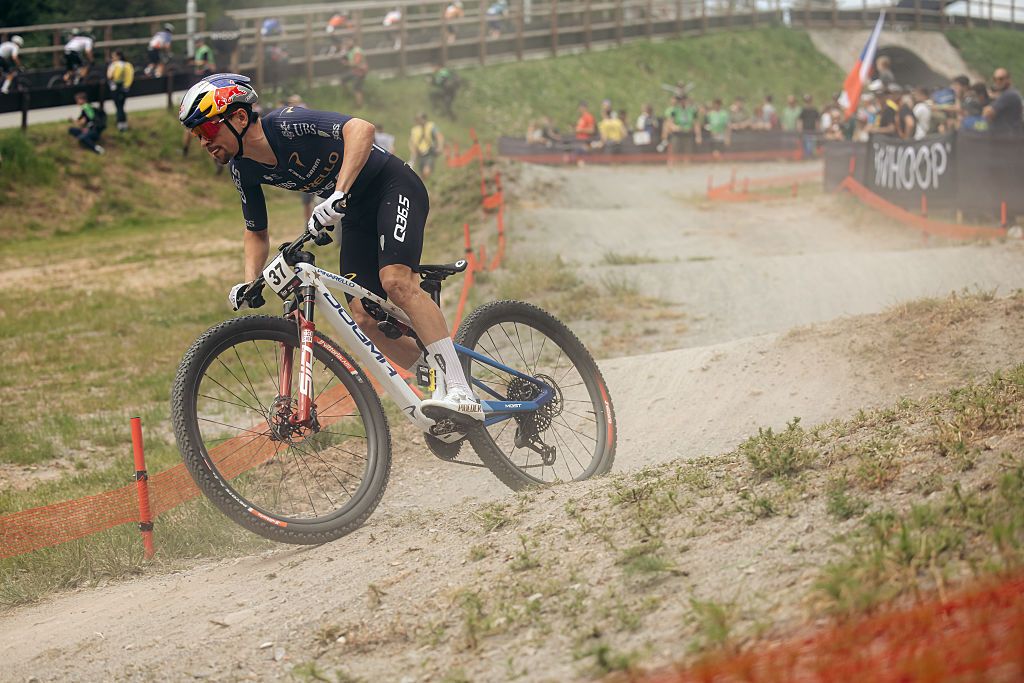 Tom Pidcock of Great Britain competes in the UCI Mountain Bike World Championships Cross Country XCC Men Elite on May 23, 2026 in Nove Mesto Na Morave, Czech Republic. (Photo by Piotr Staron/Getty Images)
