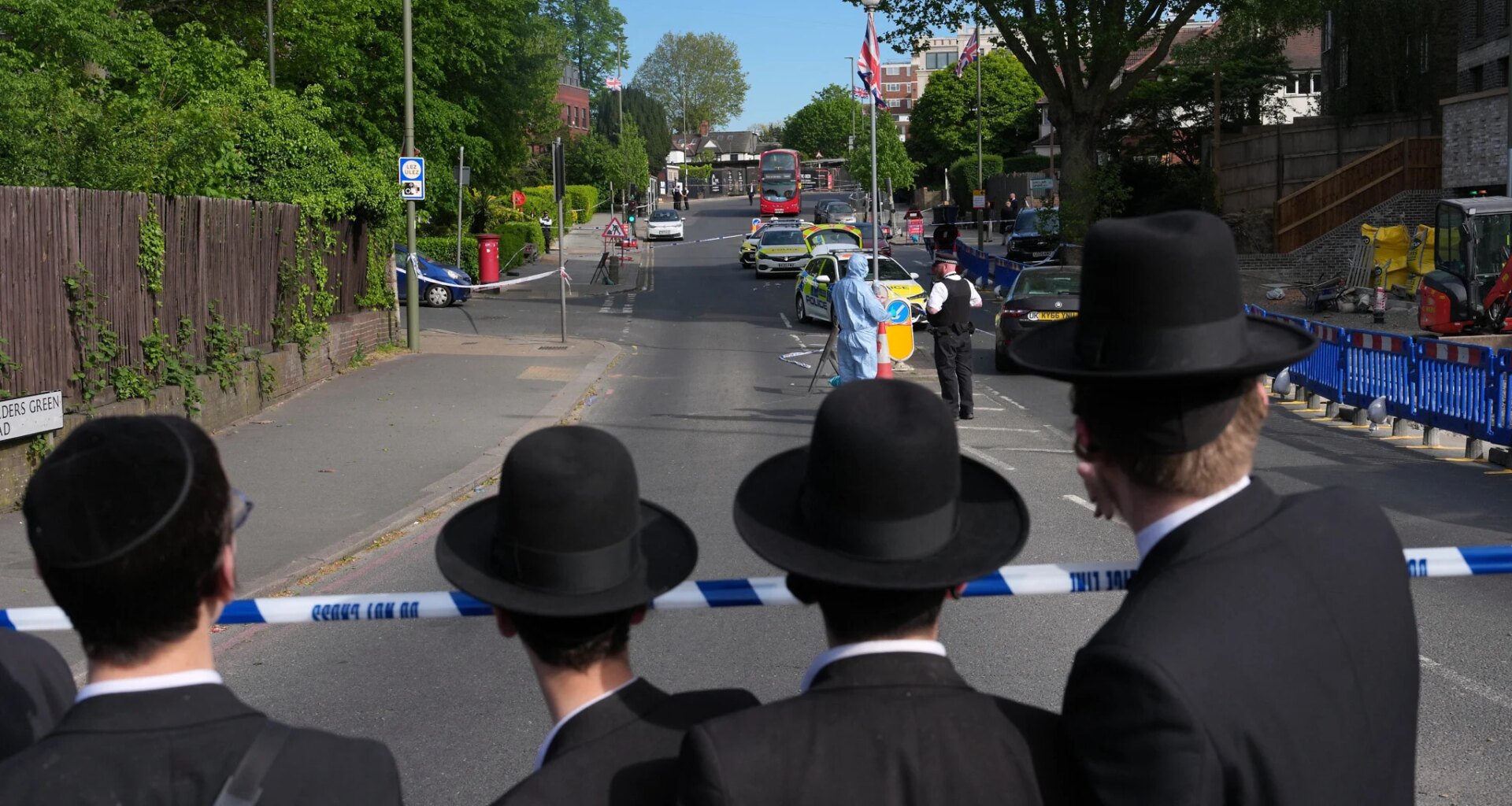 UK Jews turning to veterans from elite British units to guard community sites - report