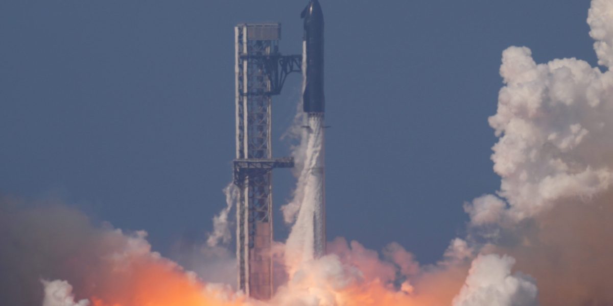 SpaceX's next-gen Starship rocket enables high valuation, early investor says