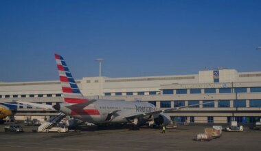 US air bookings to Greece show 28% decline
