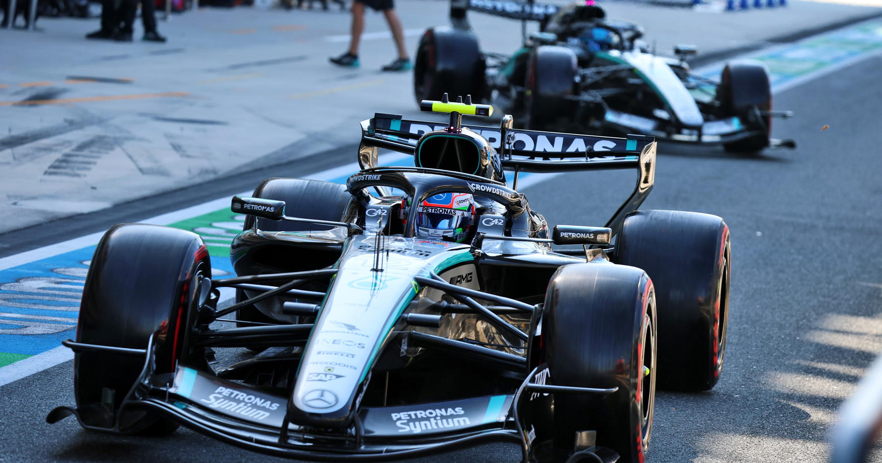 LIVE: Reaction as Antonelli roars to third straight pole; Verstappen P2