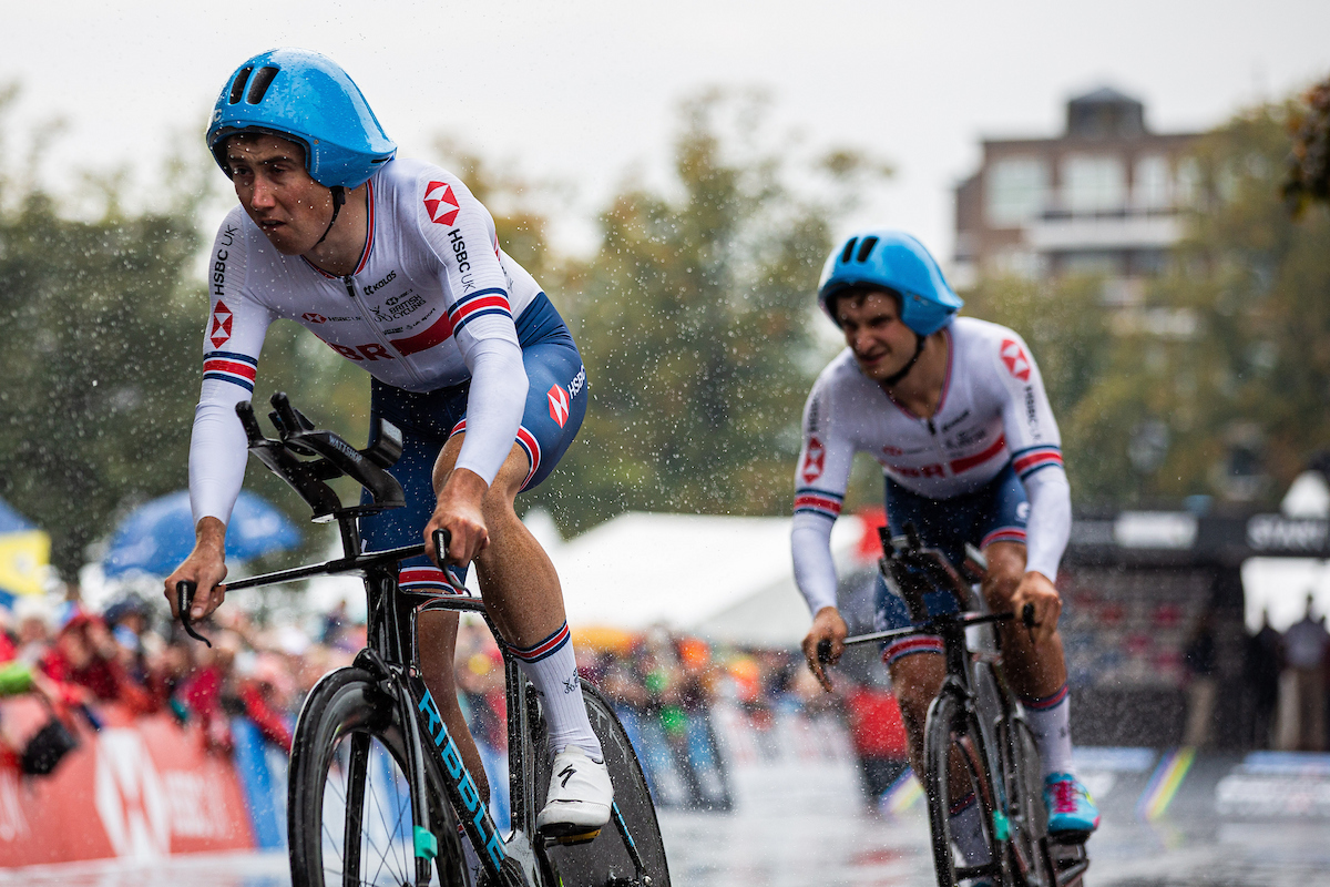 John Archibald leads Dan Bigham, mixed relay TTT, Yorkshire World Championships 2019