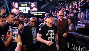 Canelo Alvarez explains early exit before Benavidez win