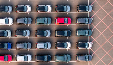 UK registrations rise rapidly as car parc age increases