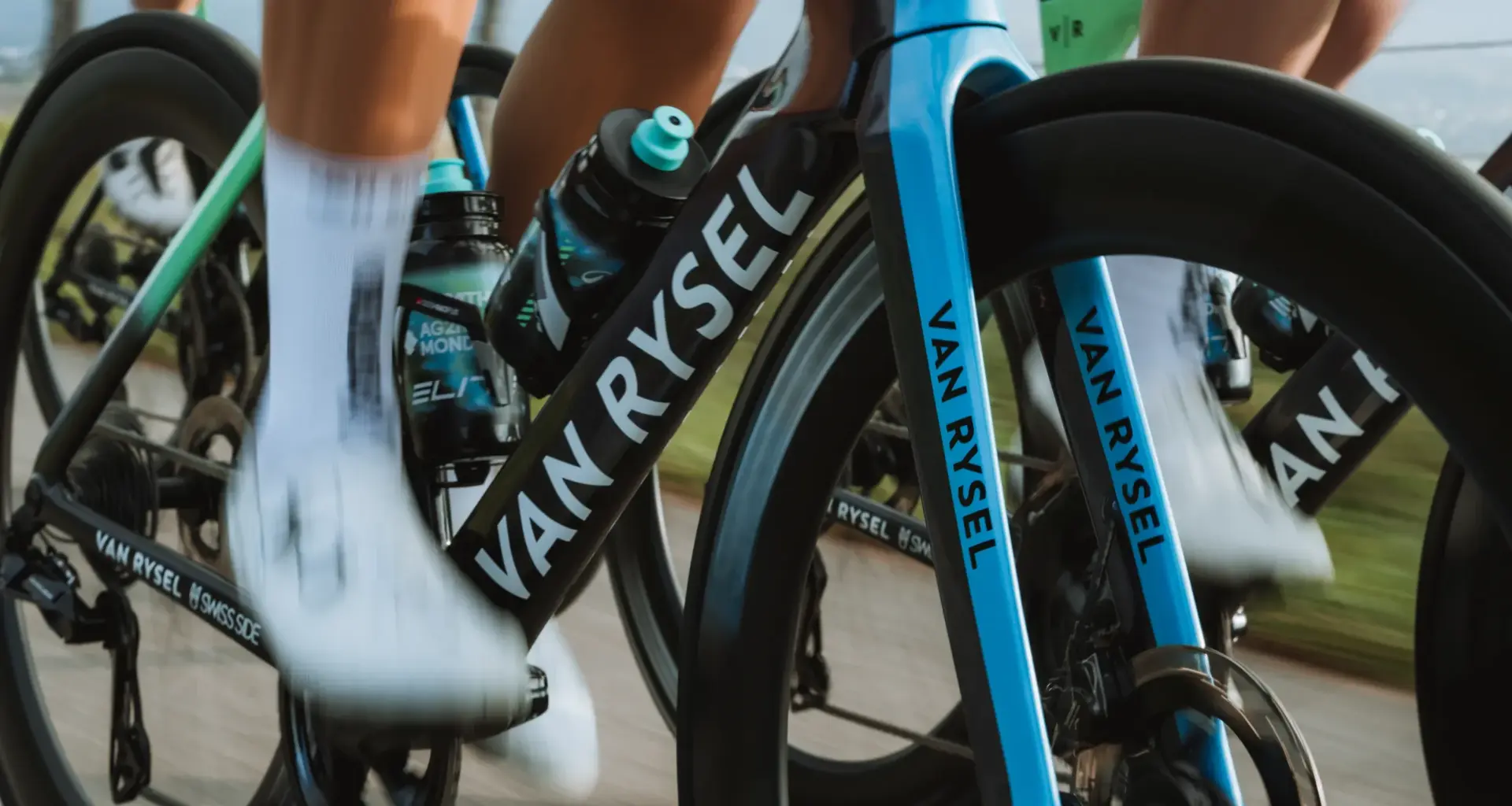 Close up details of the Van Rysel RCR-R Pro Team Edition