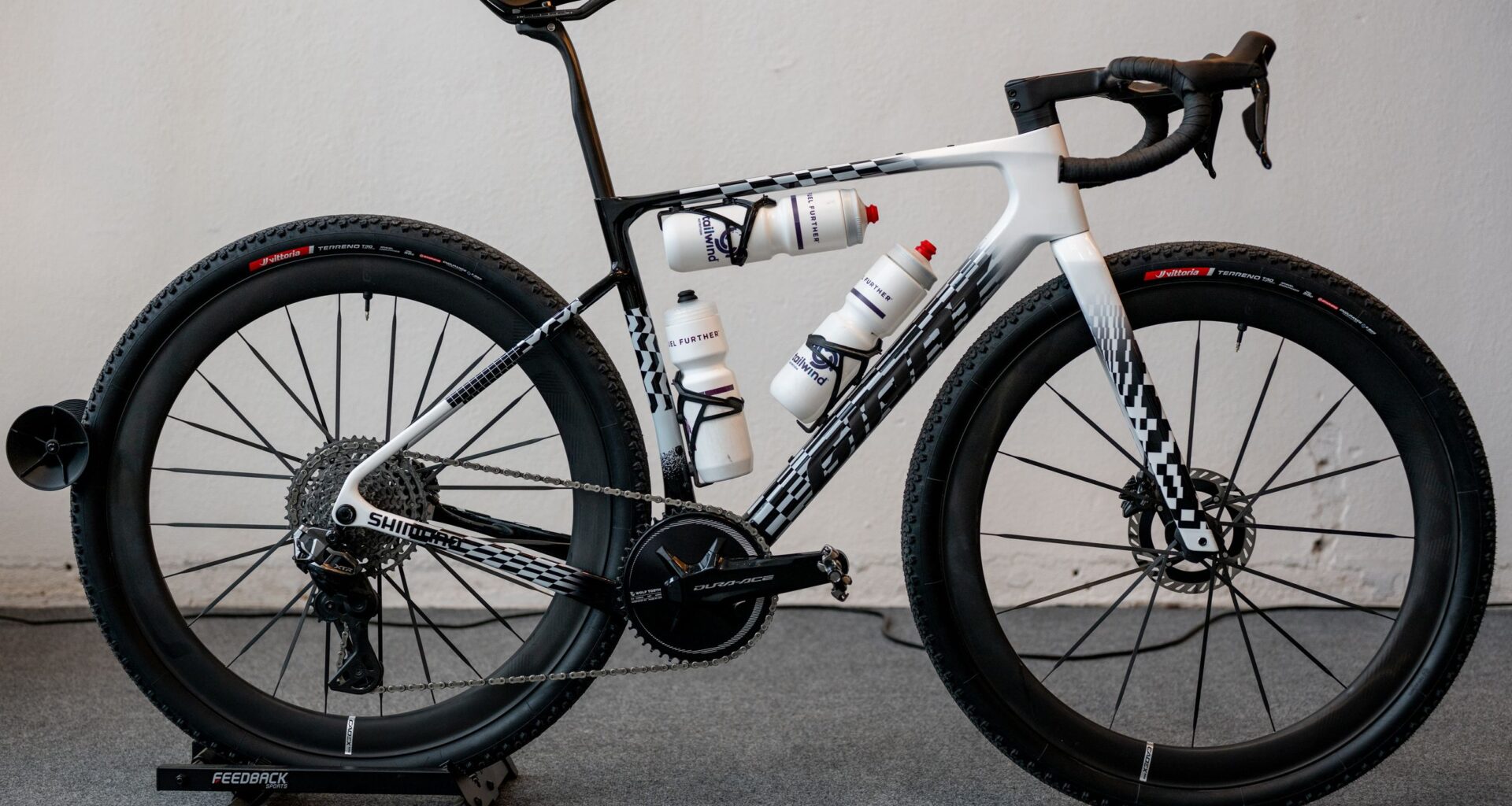 Prototype Giant and Liv gravel race bikes spotted ahead of Unbound Gravel
