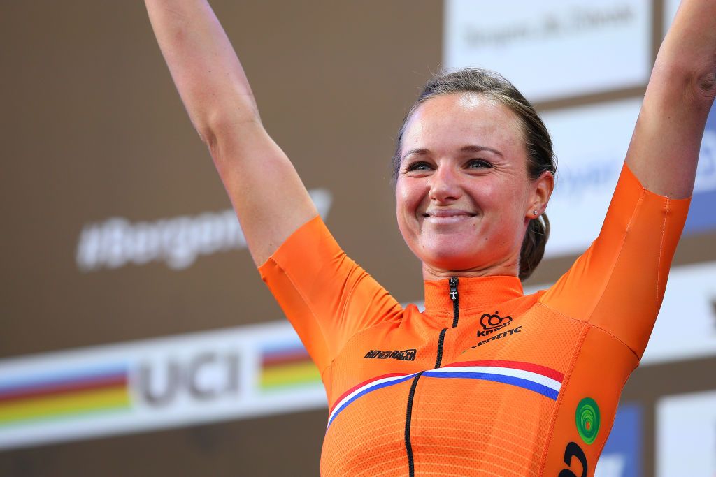 Cycling: 90th Road World Championships 2017 / Women Elite Road RacePodium / Chantal BLAAK (NED) Gold Medal Celebration / Bergen - Bergen (152,8km) / RR / Bergen / RWC / &copy; Tim De Waele
