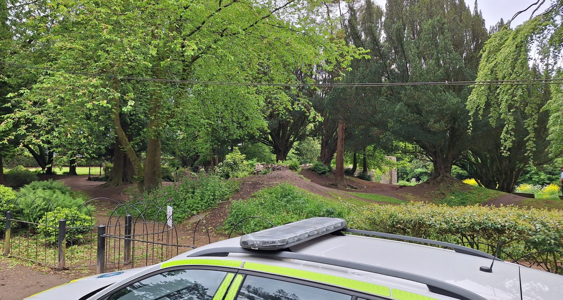 “Would you prefer the kids playing on their bikes in traffic?” Backlash as police accuse young cyclists of damaging castle gardens by building bike ramp and abusing officers - Cycling News | Bike Reviews