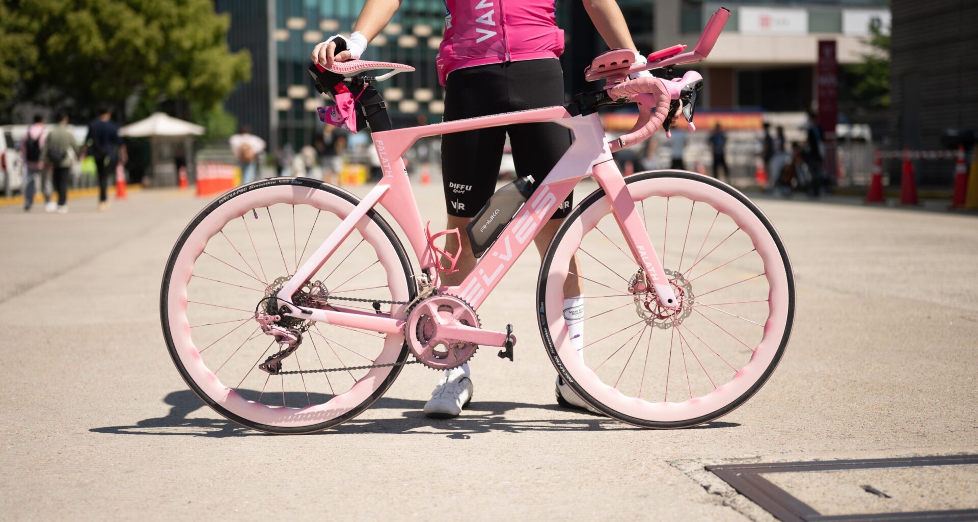 China Cycle pink bike
