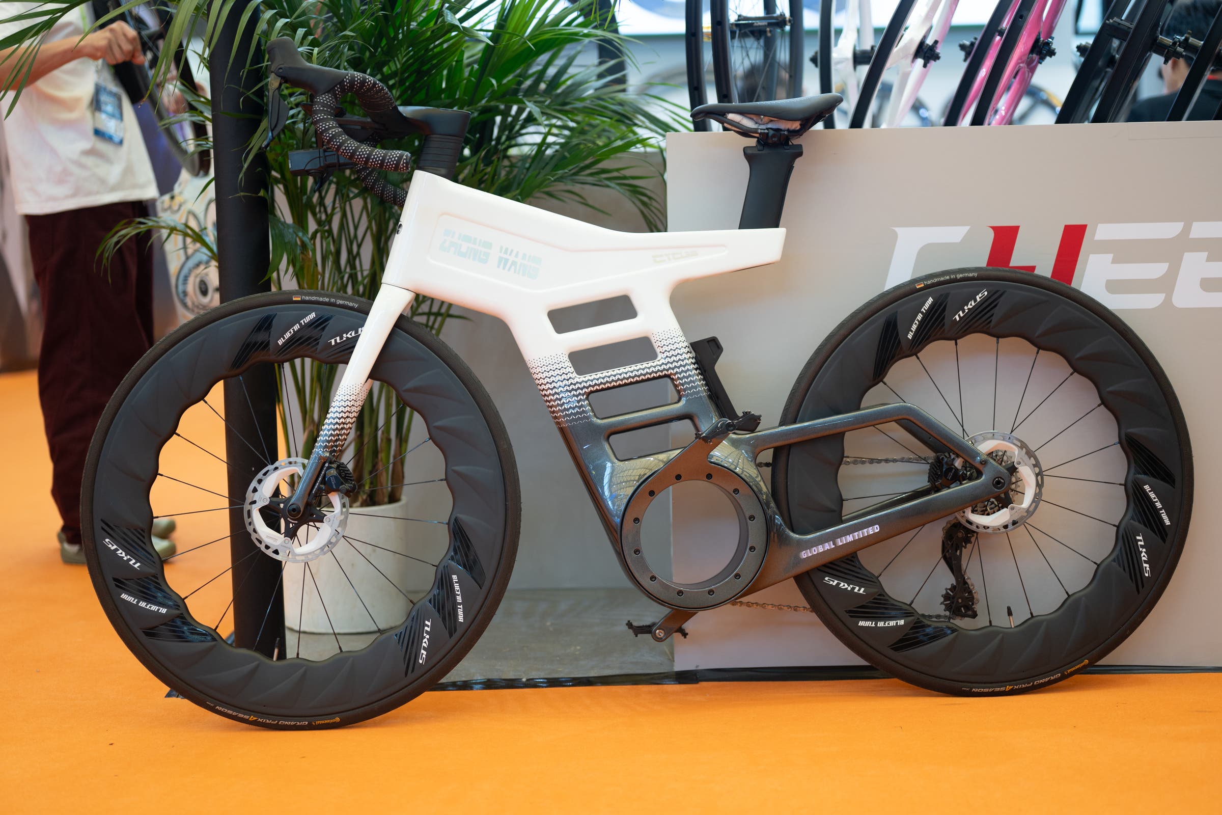 Crank-less bike at China Cycle