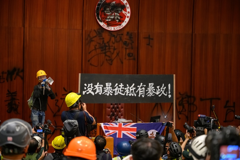 June Fourth Unavenged: Hong Kong and Britain's Unresolved Legacy – E-International Relations