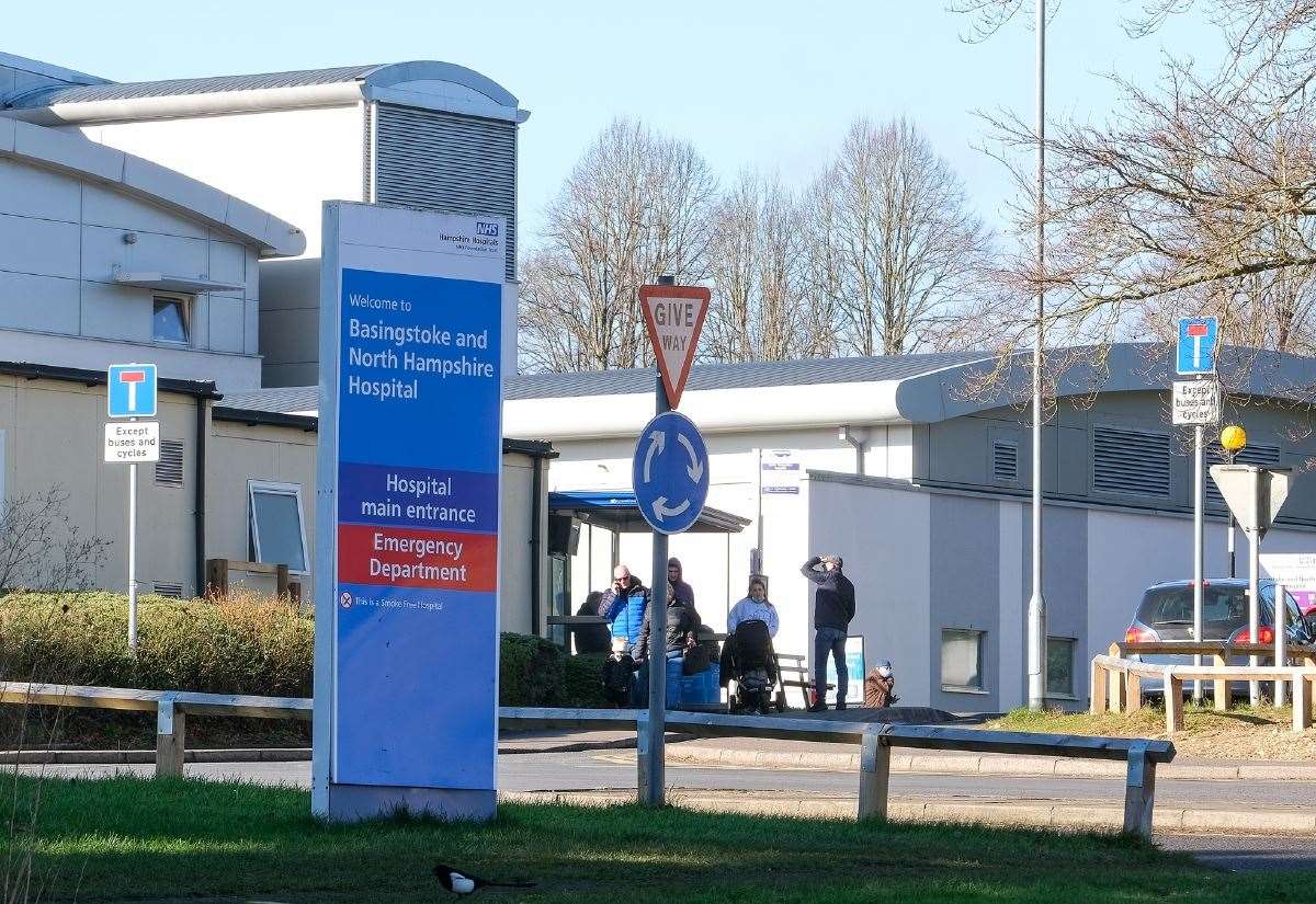 Hampshire Hospitals NHS Trust to build £1m research hub at Basingstoke Hospital for clinical trials and studies