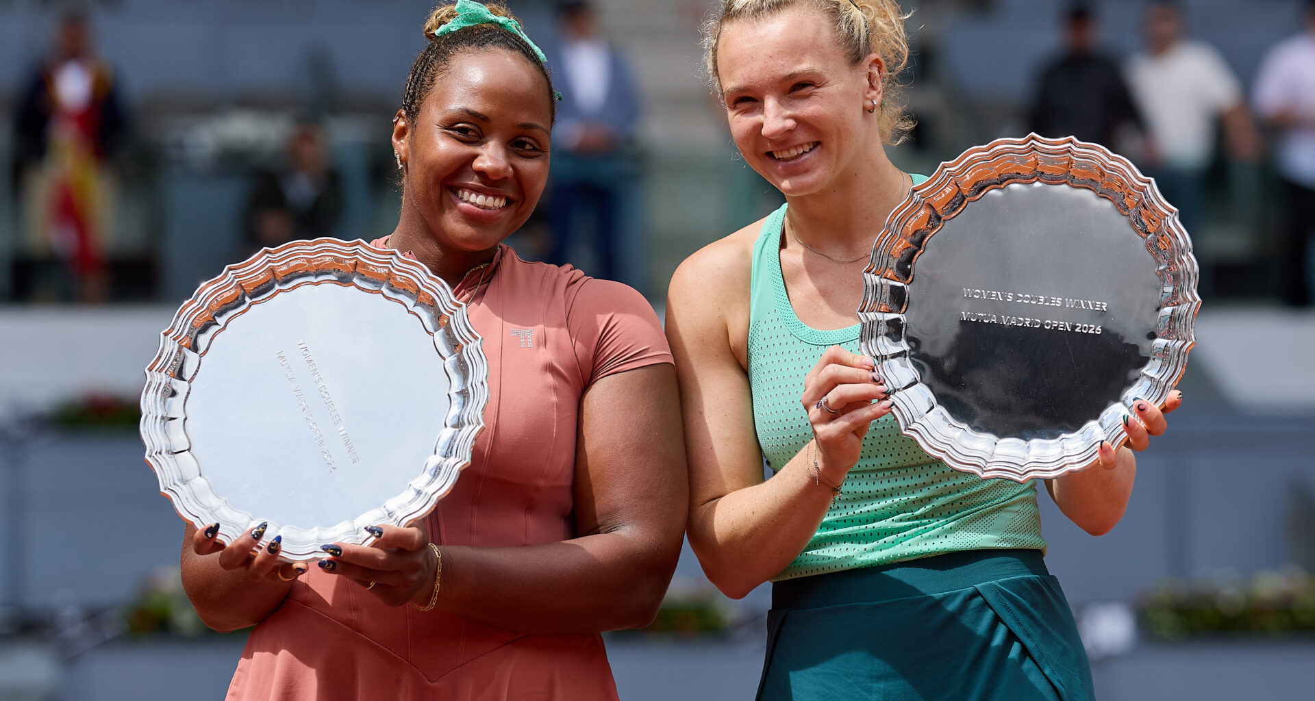 Three for three! Siniakova and Townsend capture Madrid for third straight WTA 1000 crown