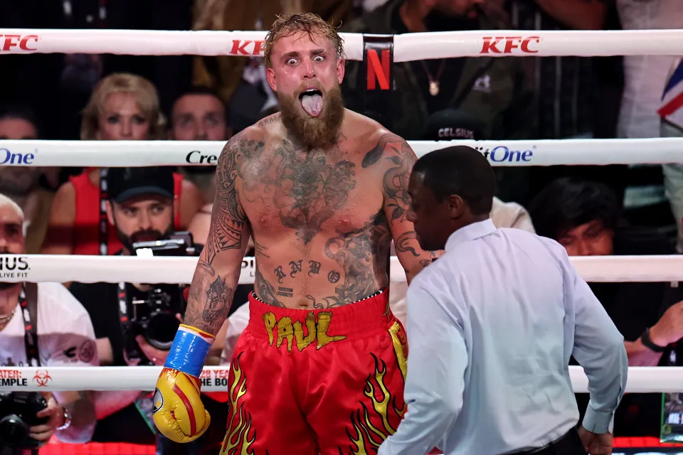 Paul in the ring during his loss to Joshua