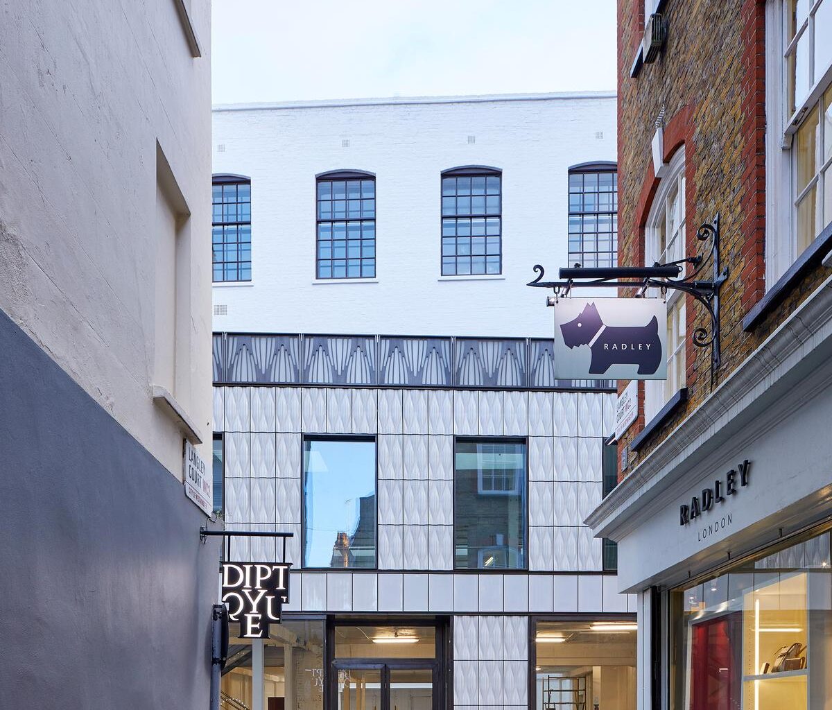 Major high street chain shops to close - including flagship London store - London Evening Standard