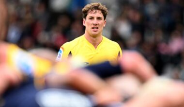 Hurricanes provide season-ending injury update for departing midfielder