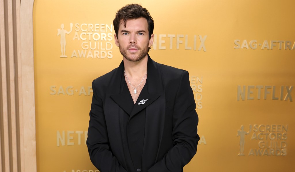 Luke Newton Signs With Verve & Conway Van Gelder Grant (EXCLUSIVE)