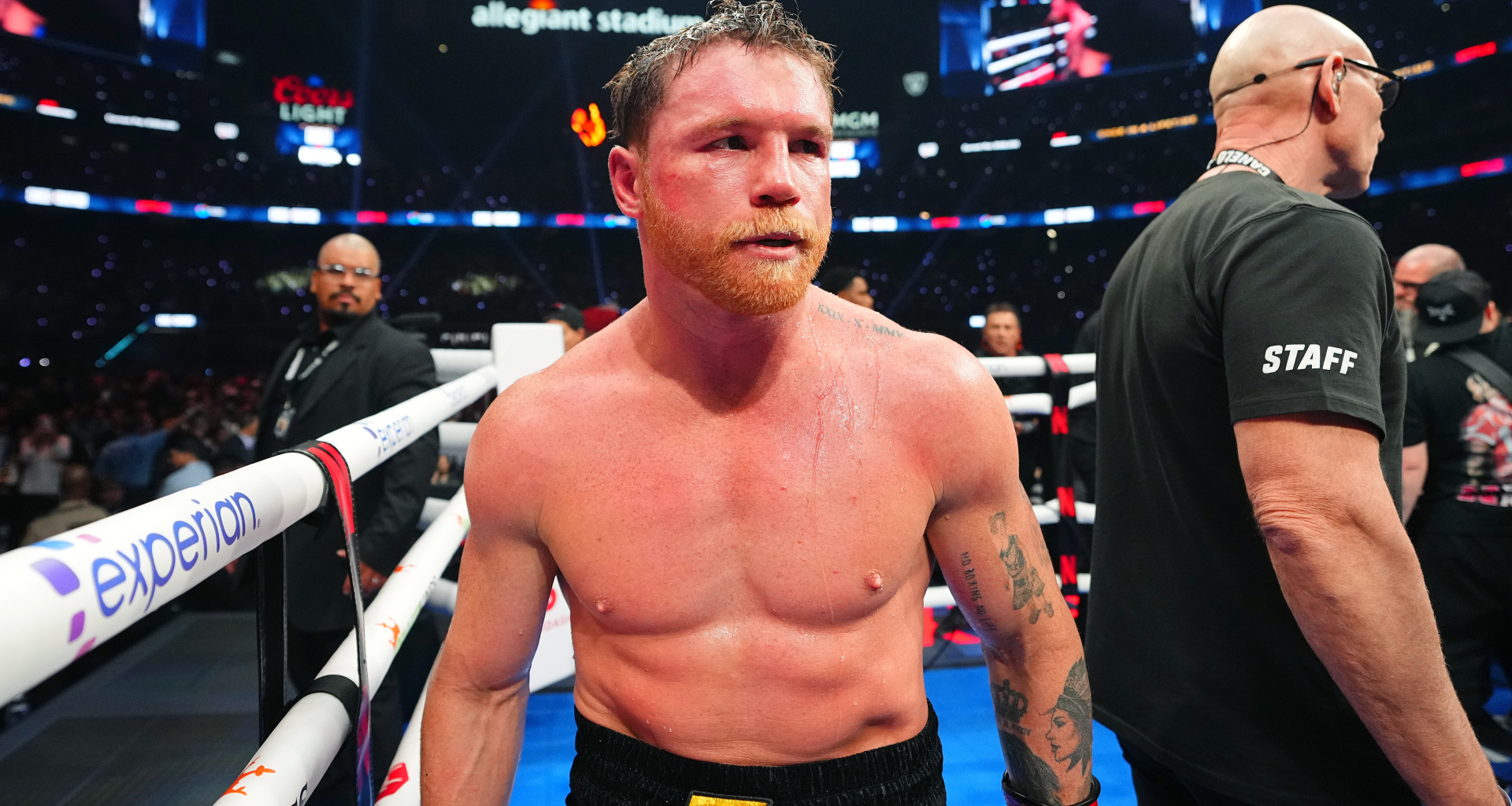 Canelo Alvarez signs to fight hard-hitting world champion in first bout since Terence Crawford loss