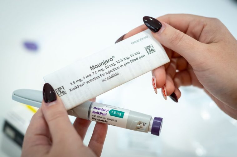 CARDIFF, WALES - NOVEMBER 8: A close-up of a Mounjaro KwikPen injection pen on November 8, 2025 in Cardiff, Wales. (Photo by Matthew Horwood/Getty Images)