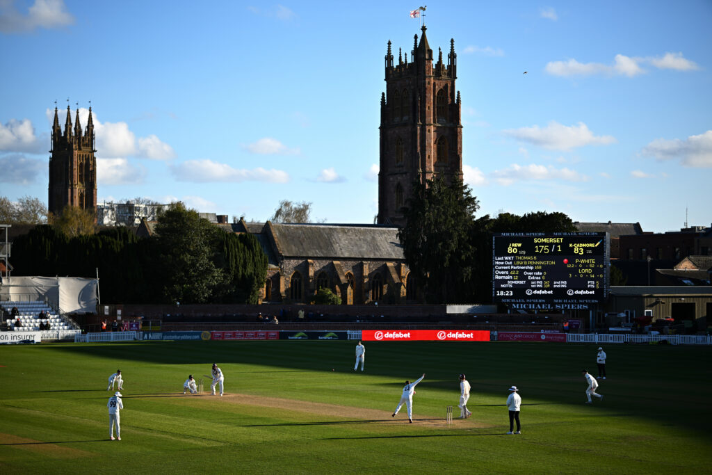 Live: Somerset v Yorkshire Men, Rothesay CC, Day One