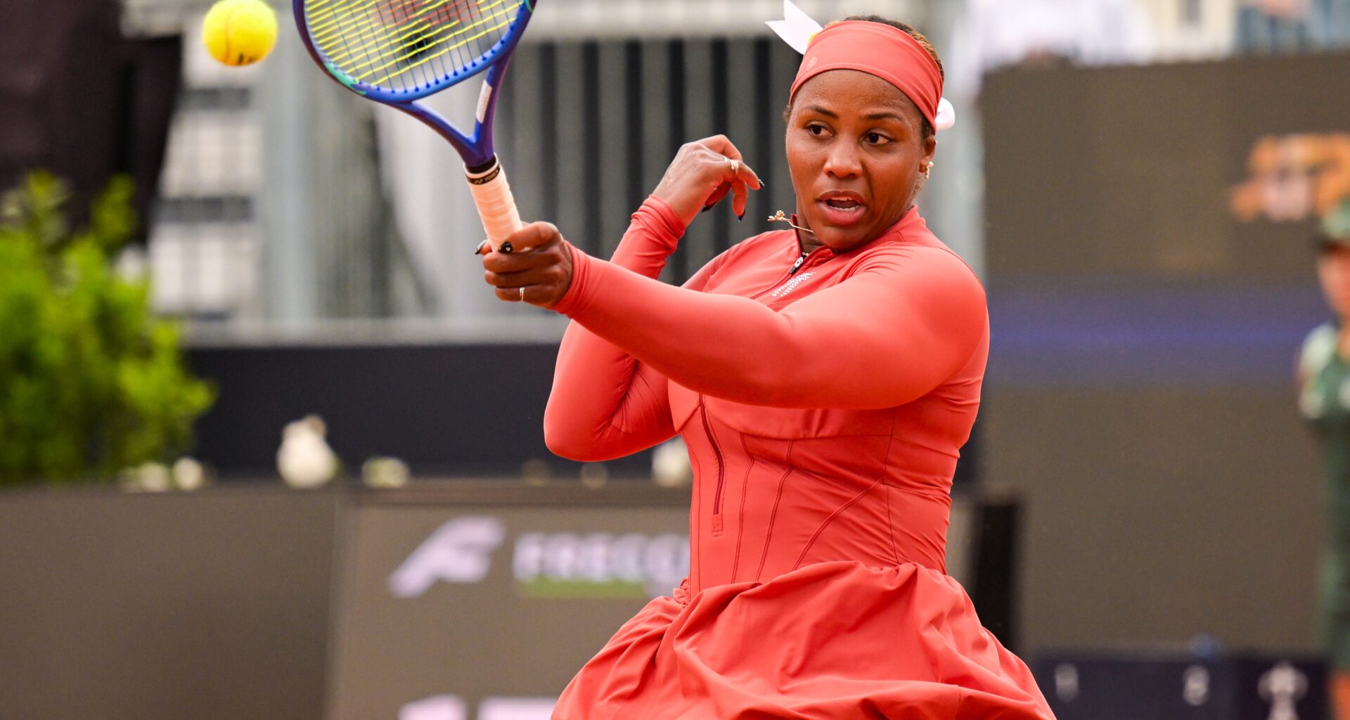 Townsend upsets No. 24 seed Bouzkova to advance in Rome