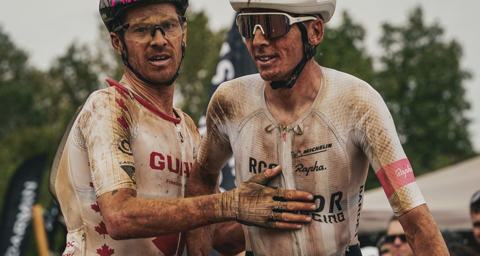 Romain Bardet out of mud-soaked Unbound just 100 miles in