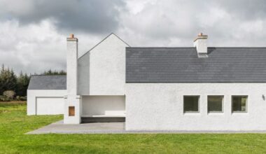 Fuinneamh Workshop completes family home in County Clare, Ireland