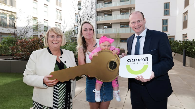 First residents move into Belfast’s new £175m Loftlines residential scheme