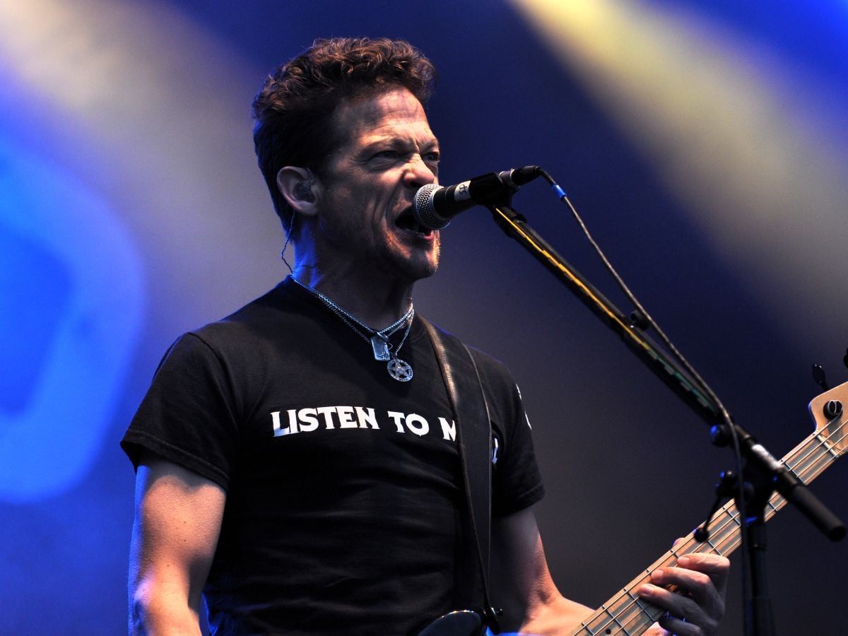Metallica bassist Jason Newsted shares past cancer diagnosis