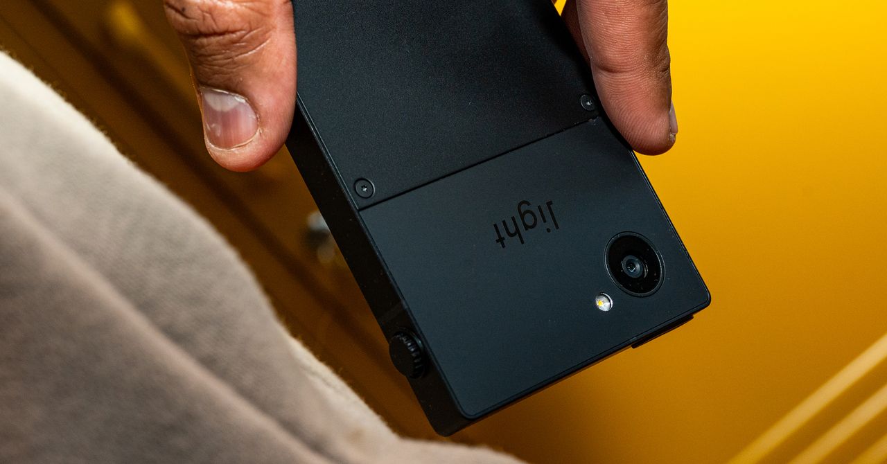 Light Phone Is Making Its Dumb Phone More Useful With Third-Party ‘Tools’
