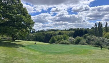Golf club vows to fight plans for up to 750 homes its course