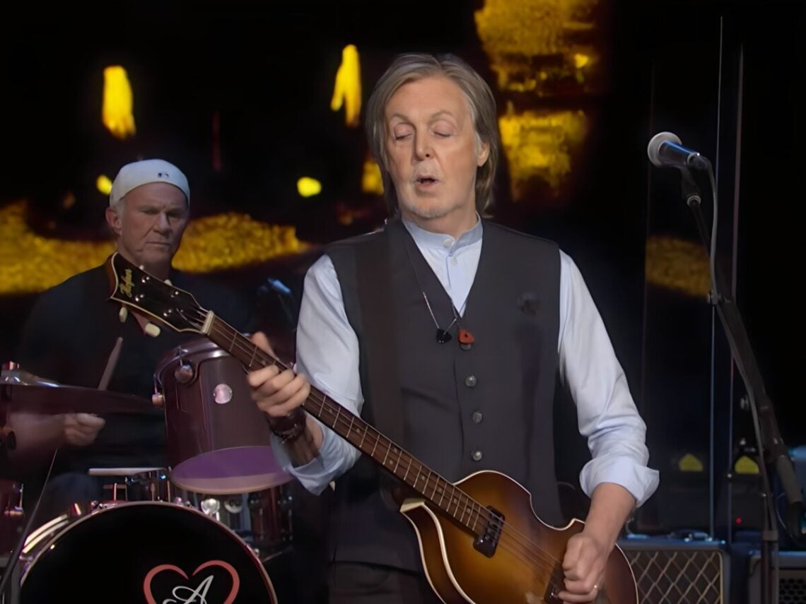Paul McCartney - Chad Smith - SNL - Far Out Magazin