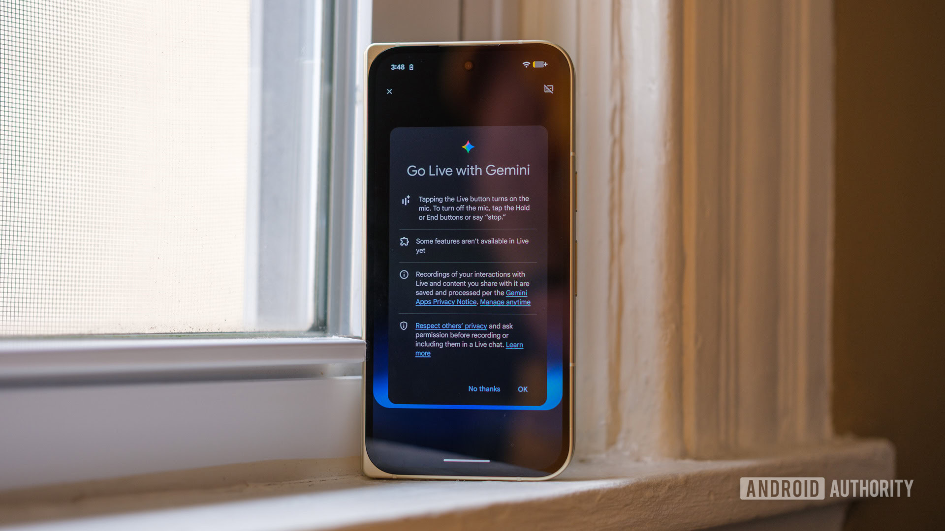 Pixel 10 Pro Fold Gemini Live