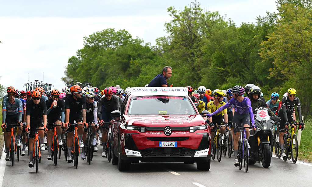 VELIKO TARNOVO, BULGARIA - MAY 09: A general view of the peloton while the race remains stopped due to a multiple crash during the 109th Giro d&amp;apos;Italia 2026, Stage 2 a 221km stage from Burgas to Veliko Tarnovo / #UCIWT / on May 09, 2026 in Veliko Tarnovo, Bulgaria. (Photo by Tim de Waele/Getty Images)