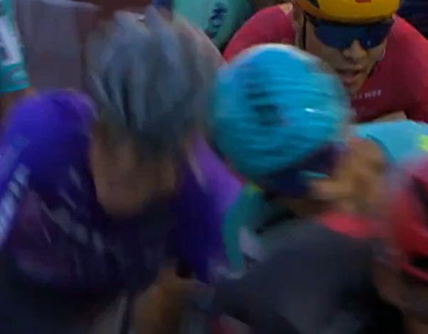 Rider headbutts rival during Giro d’Italia stage finish in Milan