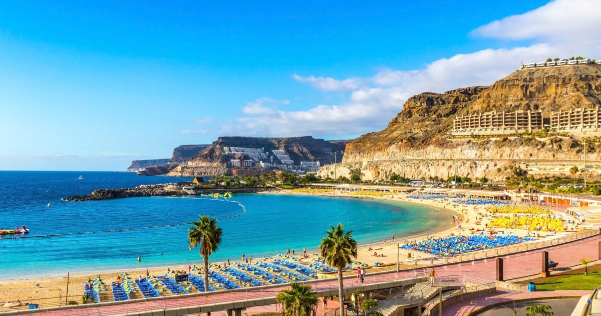 Boy, 4, fighting for life after drowning in hotel pool at British holiday hotspot | News World