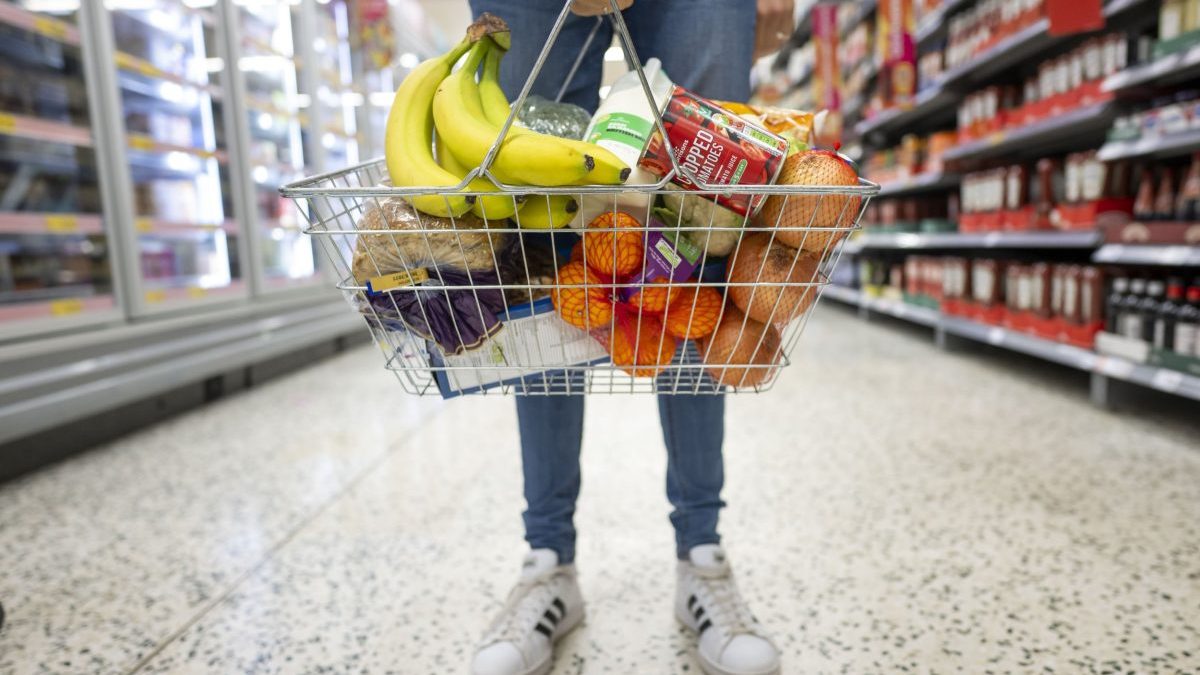Rations and panic buying - what supermarket price caps might look like